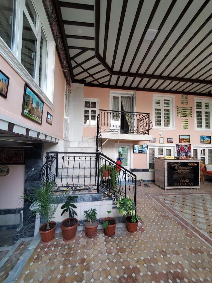 Nursultan Grand Guest House Samarkand Exterior photo