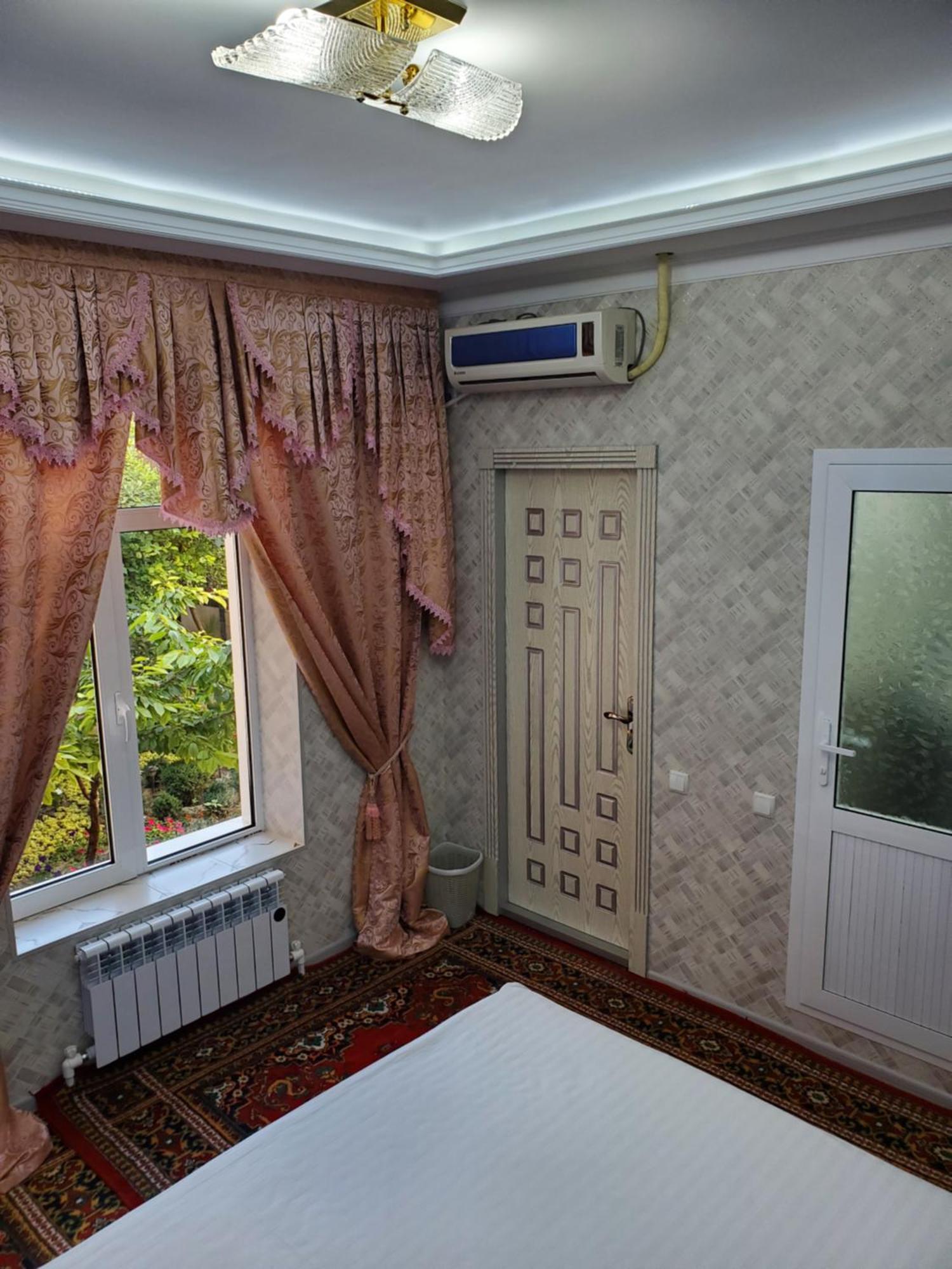 Nursultan Grand Guest House Samarkand Room photo